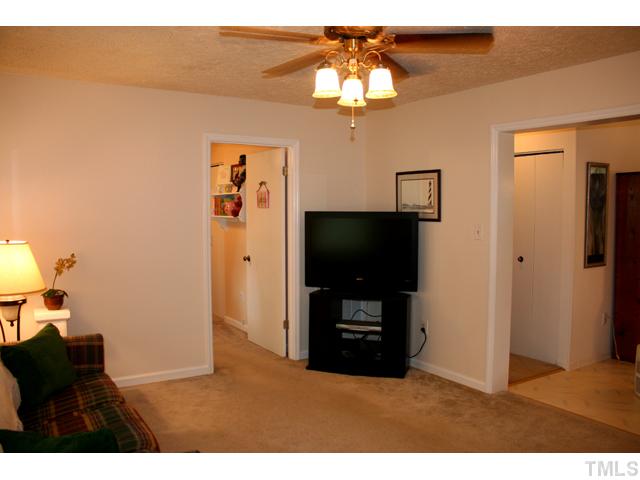 638 Harris-Wilson Road Wendell, NC 27591 - Photo 3 of 17 Gallery Image 3