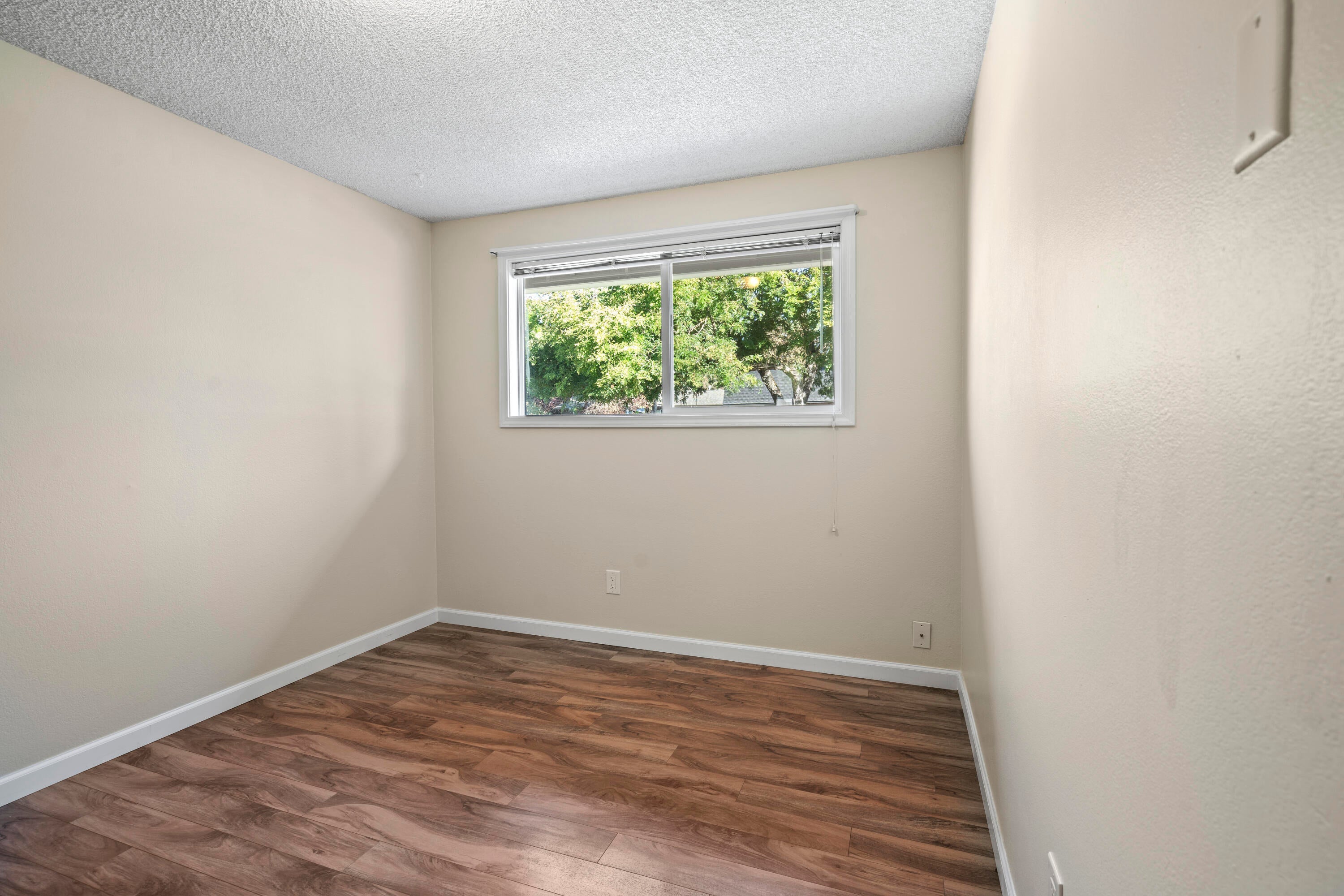 600 Elm Way Eagle Point, OR 97524 - Photo 16 of 26 600 Elm - 16