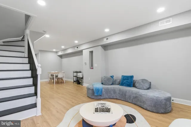 $2,000 | 3527 Horton Avenue, Baltimore, MD 21225