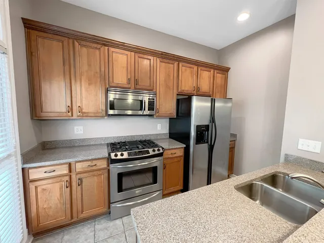 $1,300 | 615 Denmark Drive, Unit 102, Memphis, TN 38103