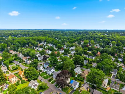 $1,150,000 | 144 Bell Road, Scarsdale, NY 10583