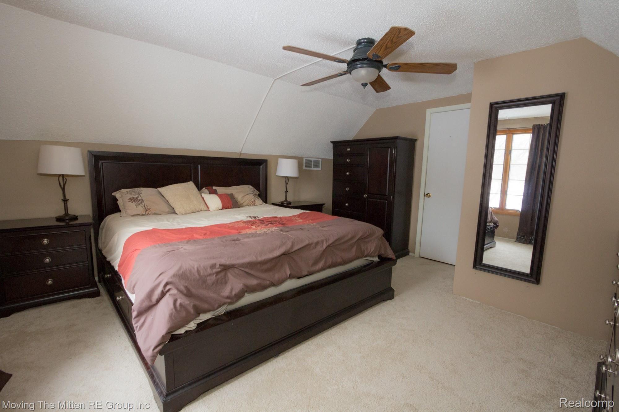 1525 Rustic Ridge Road Canton, MI 48188 - Photo 22 of 37 IMG_9261.jpg