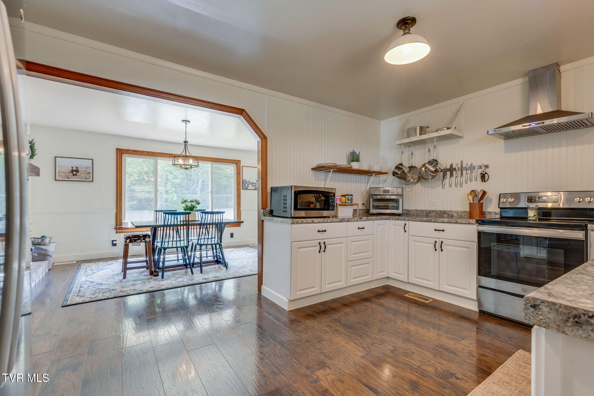 4320 Reservoir Road Kingsport, TN 37660 - Photo 10 of 30 010