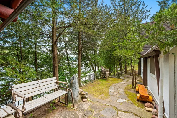 $695,000 | 18135 Klemme Road, Schleswig, WI 53042