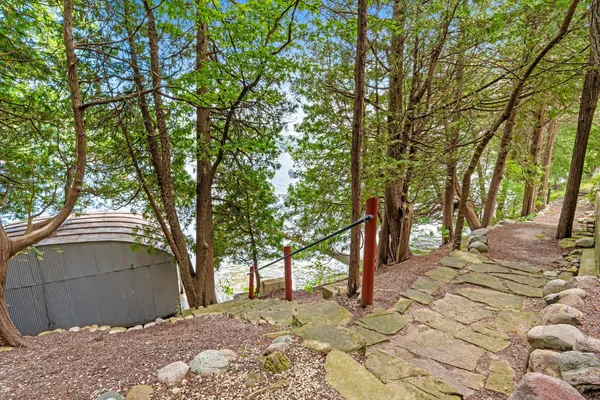 $695,000 | 18135 Klemme Road, Schleswig, WI 53042
