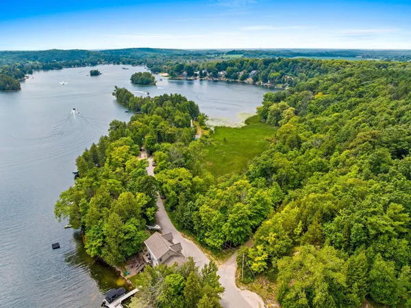 $695,000 | 18135 Klemme Road, Schleswig, WI 53042