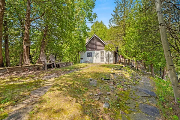 $695,000 | 18135 Klemme Road, Schleswig, WI 53042