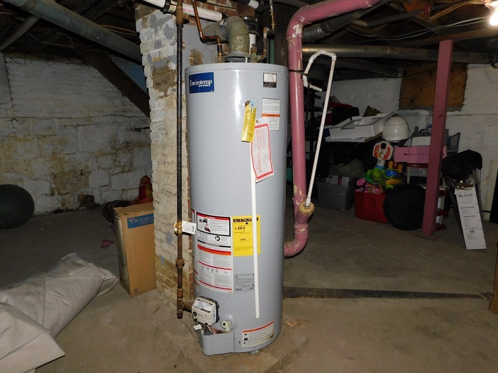 13 Atwood Place Springfield, MA 01105 - Photo 14 of 15 Gallery Image 14