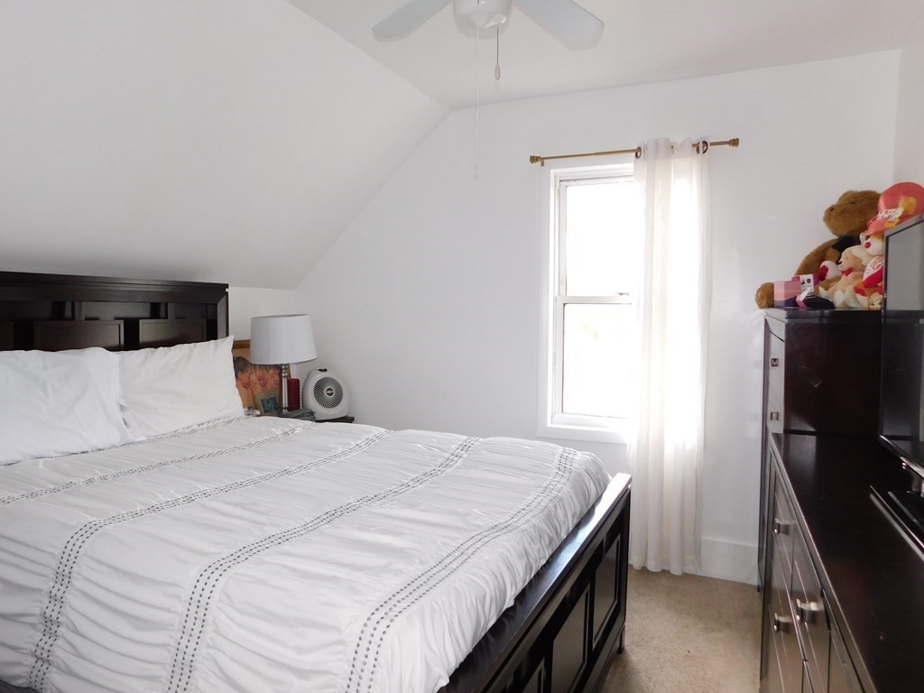 13 Atwood Place Springfield, MA 01105 - Photo 9 of 15 Gallery Image 9