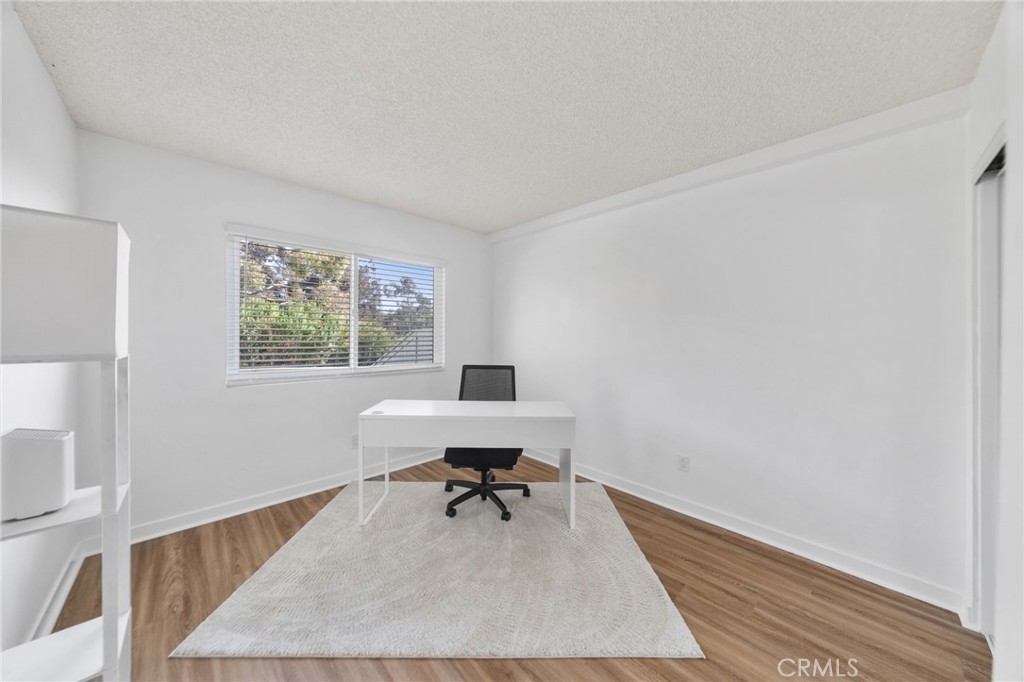 4219 La Pinata Way, Unit 252 Oceanside, CA 92057 - Photo 15 of 37 Secondary bedroom