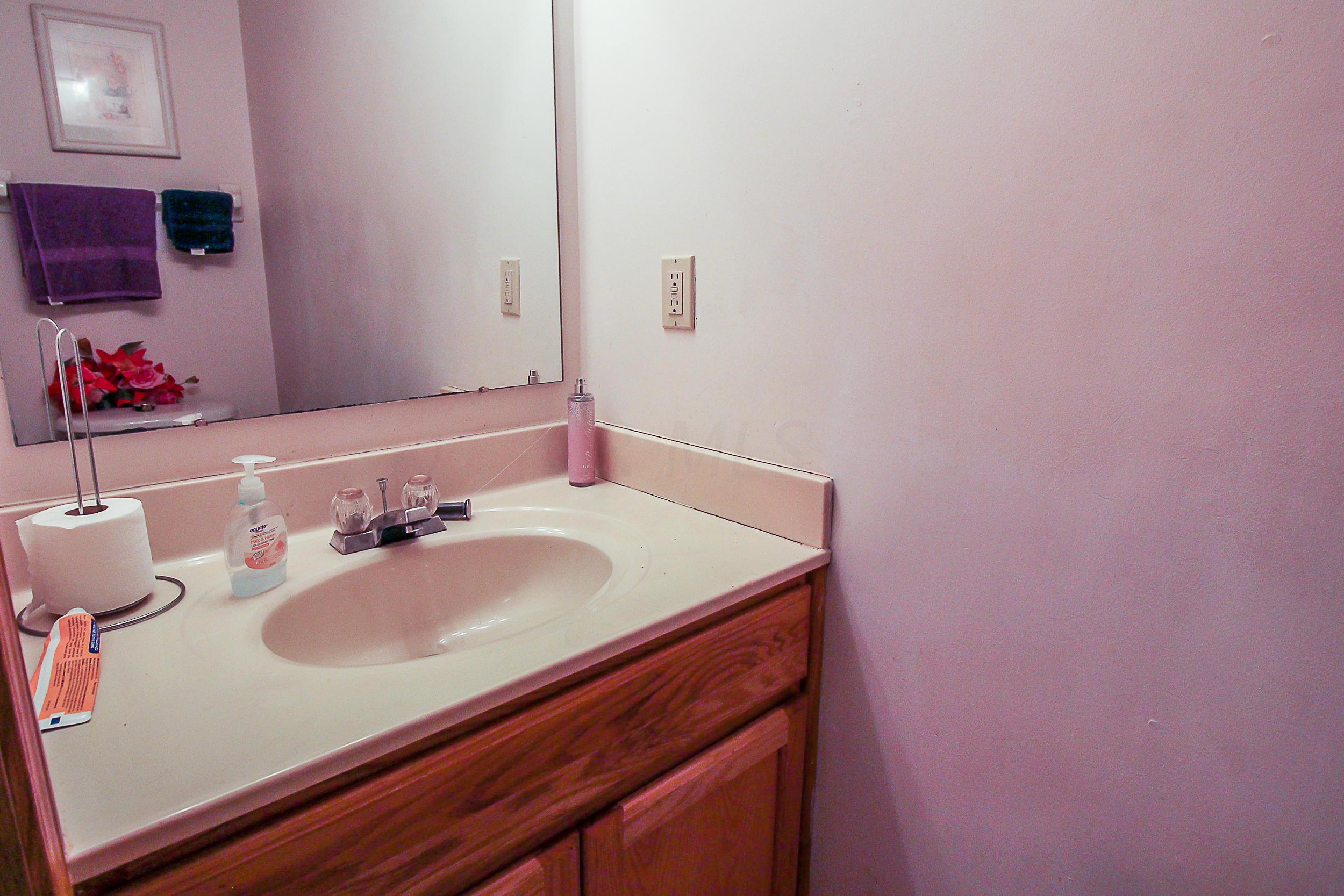 2709 Northwold Road Columbus, OH 43231 - Photo 7 of 17 Gallery Image 7