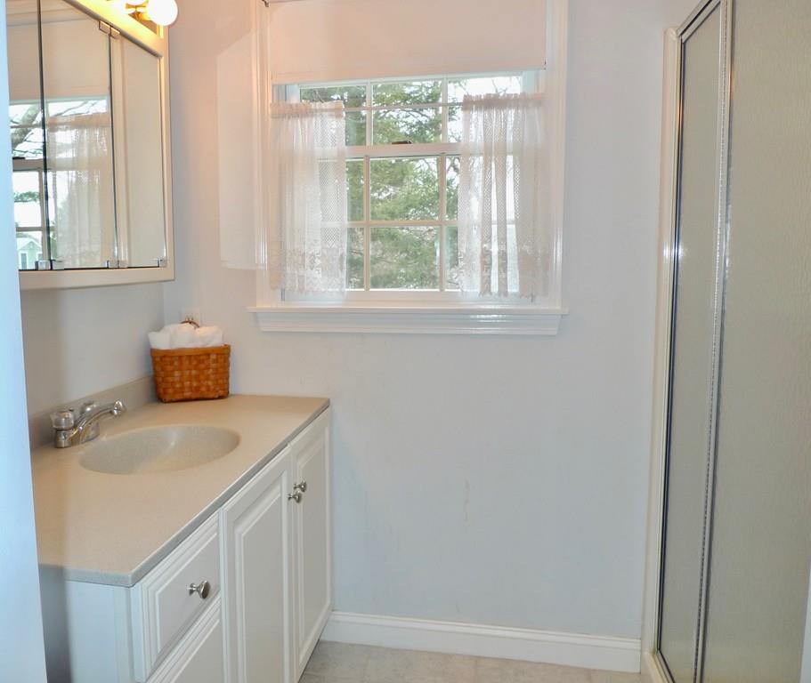 31 Hancock Road Wakefield, MA 01880 - Photo 13 of 32 Gallery Image 13