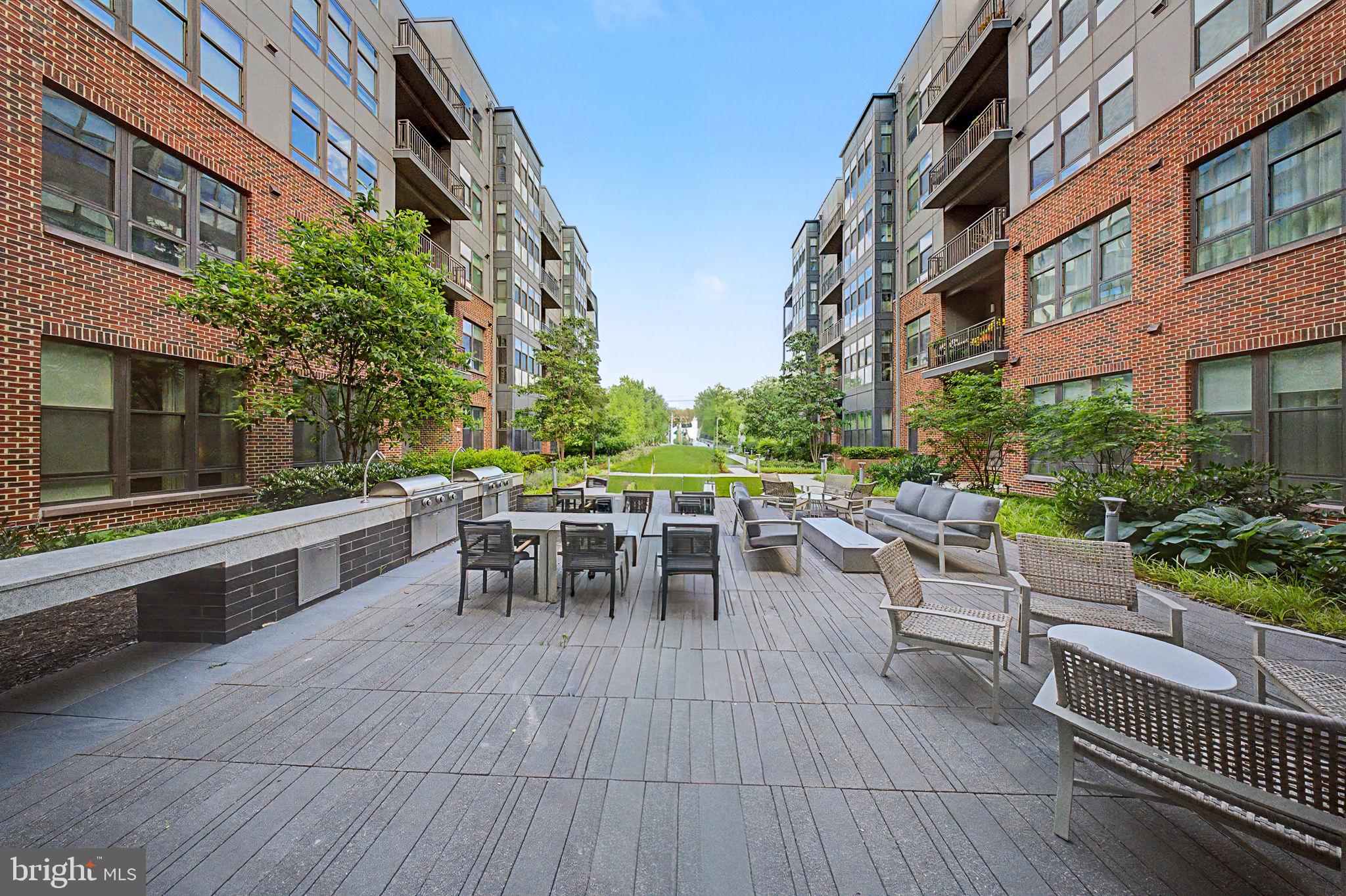 1761 Old Meadow Road, Unit 220 McLean, VA 22102 - Photo 23 of 32