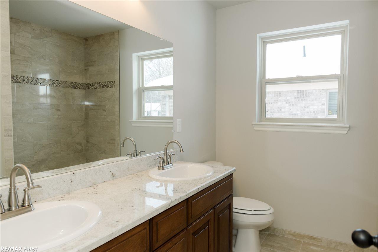 48617 Sugarbush Road Chesterfield, MI 48047 - Photo 9 of 17