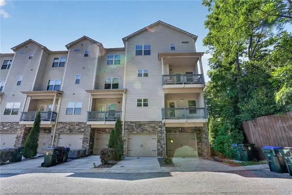 $325,000 | 3122 Quantum Lane, Unit 59, Atlanta, GA 30341
