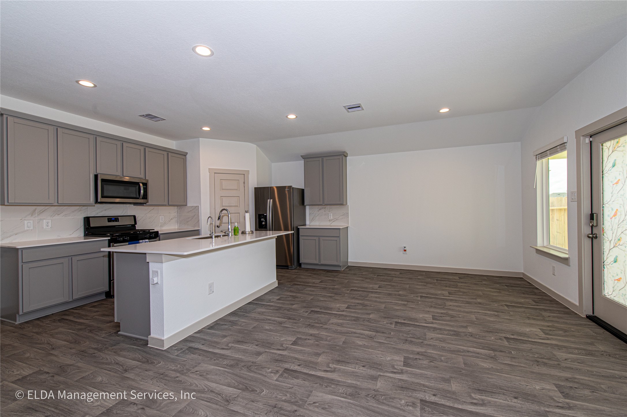 8038 Brahman Lane Rosharon, TX 77583 - Photo 8 of 24