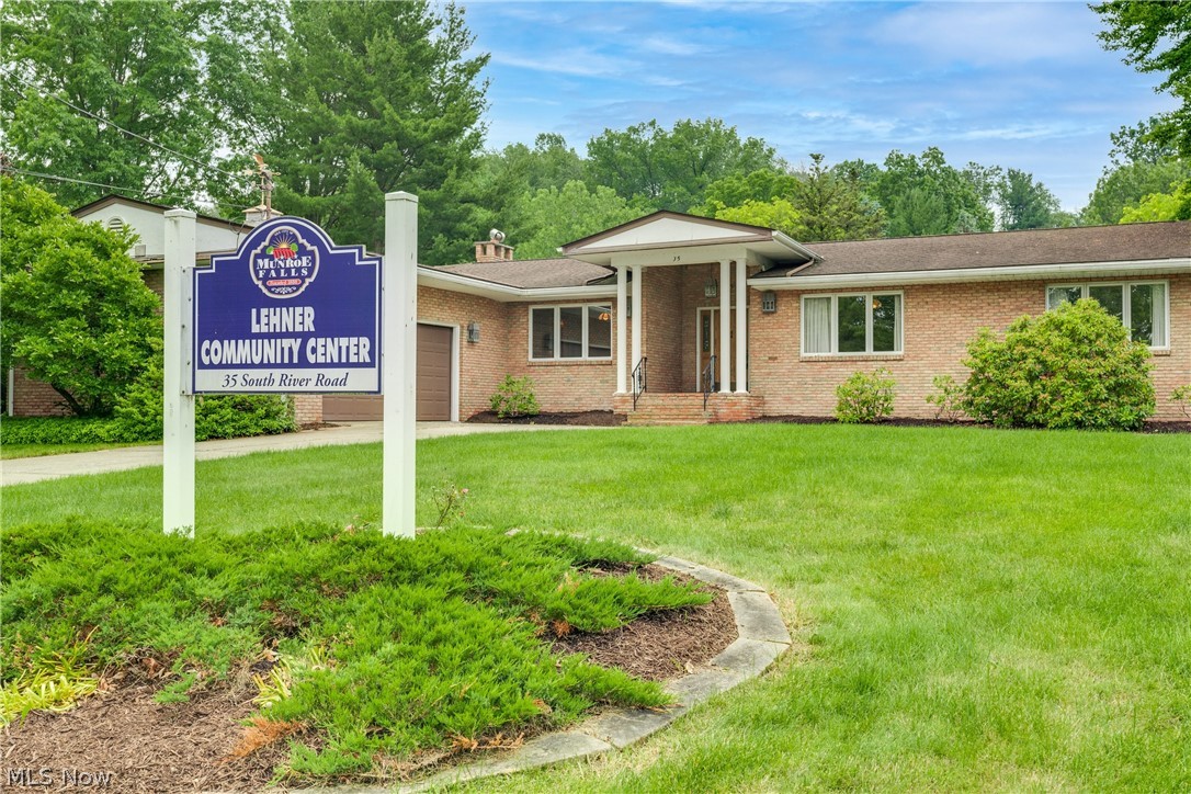 35 South River Road Munroe Falls, OH 44262 - Photo 2 of 35