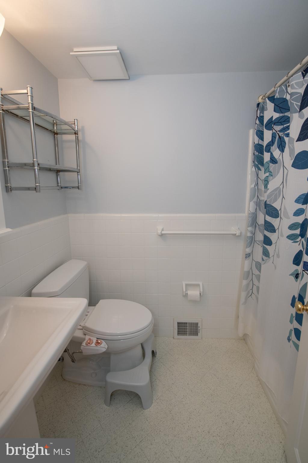 342 Keats Road Huntingdon Valley, PA 19006 - Photo 32 of 44 Gallery Image 32