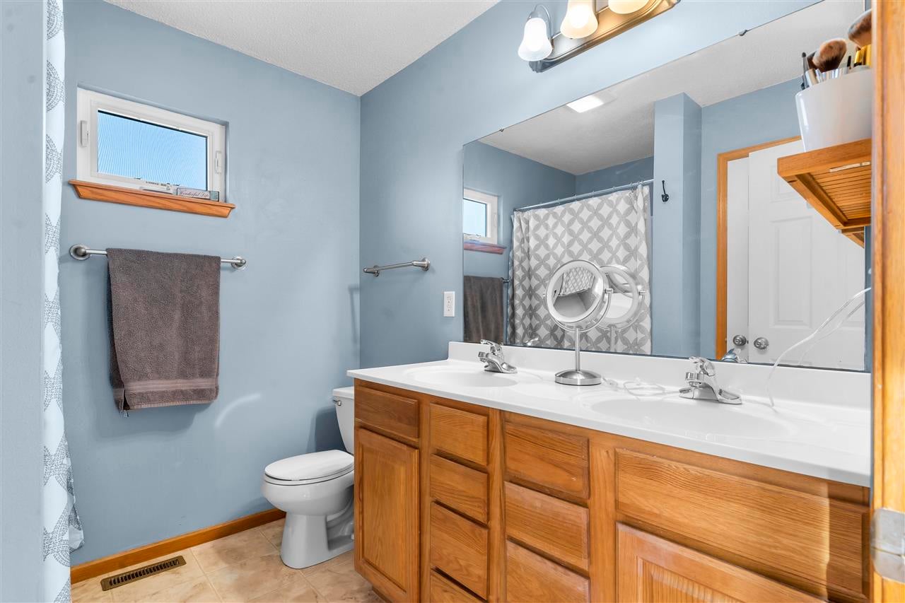 190 Windsor Road North Liberty, IA 52317 - Photo 14 of 29 Gallery Image 14