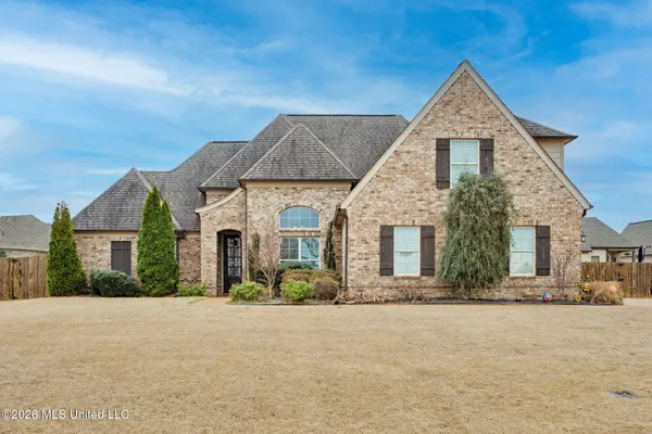 $475,000 | 3630 Marcia Louise Drive, Southaven, MS 38672