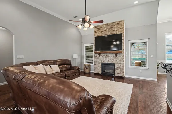 $475,000 | 3630 Marcia Louise Drive, Southaven, MS 38672