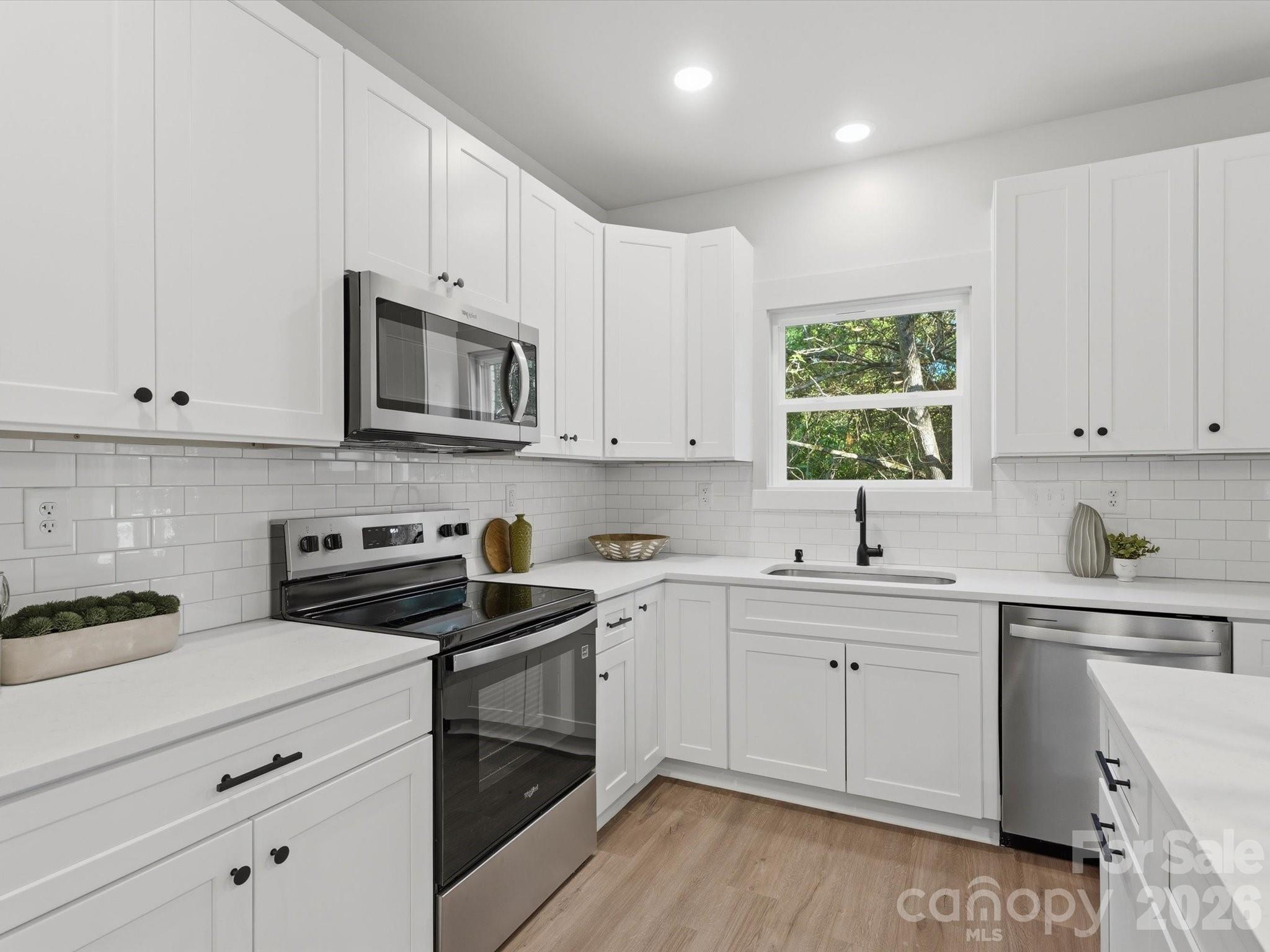 1491 Cedar Grove Road Clover, SC 29710 - Photo 10 of 33