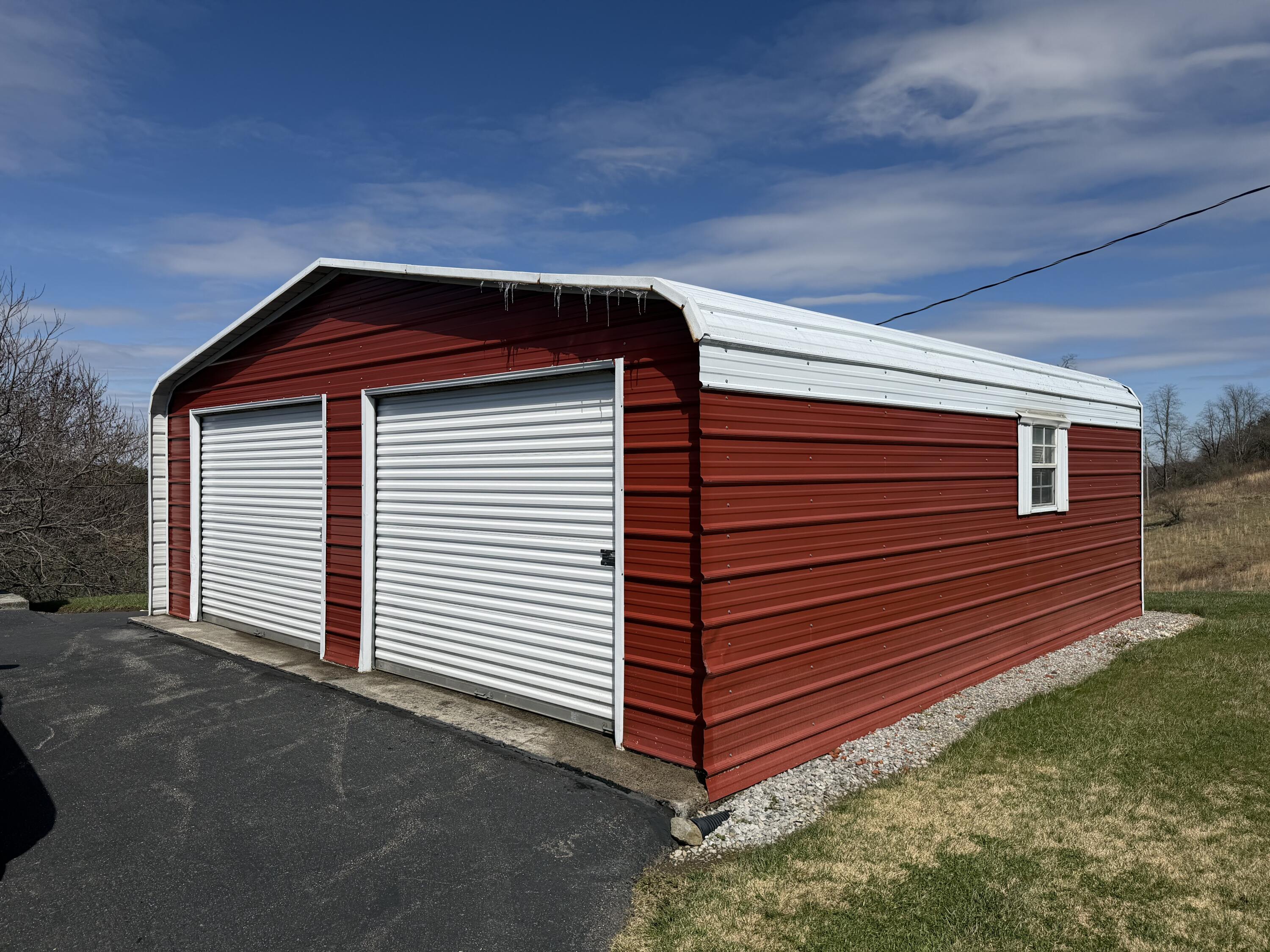 263 Indian Valley Road Willis, VA 24380 - Photo 11 of 36 IMG_3726