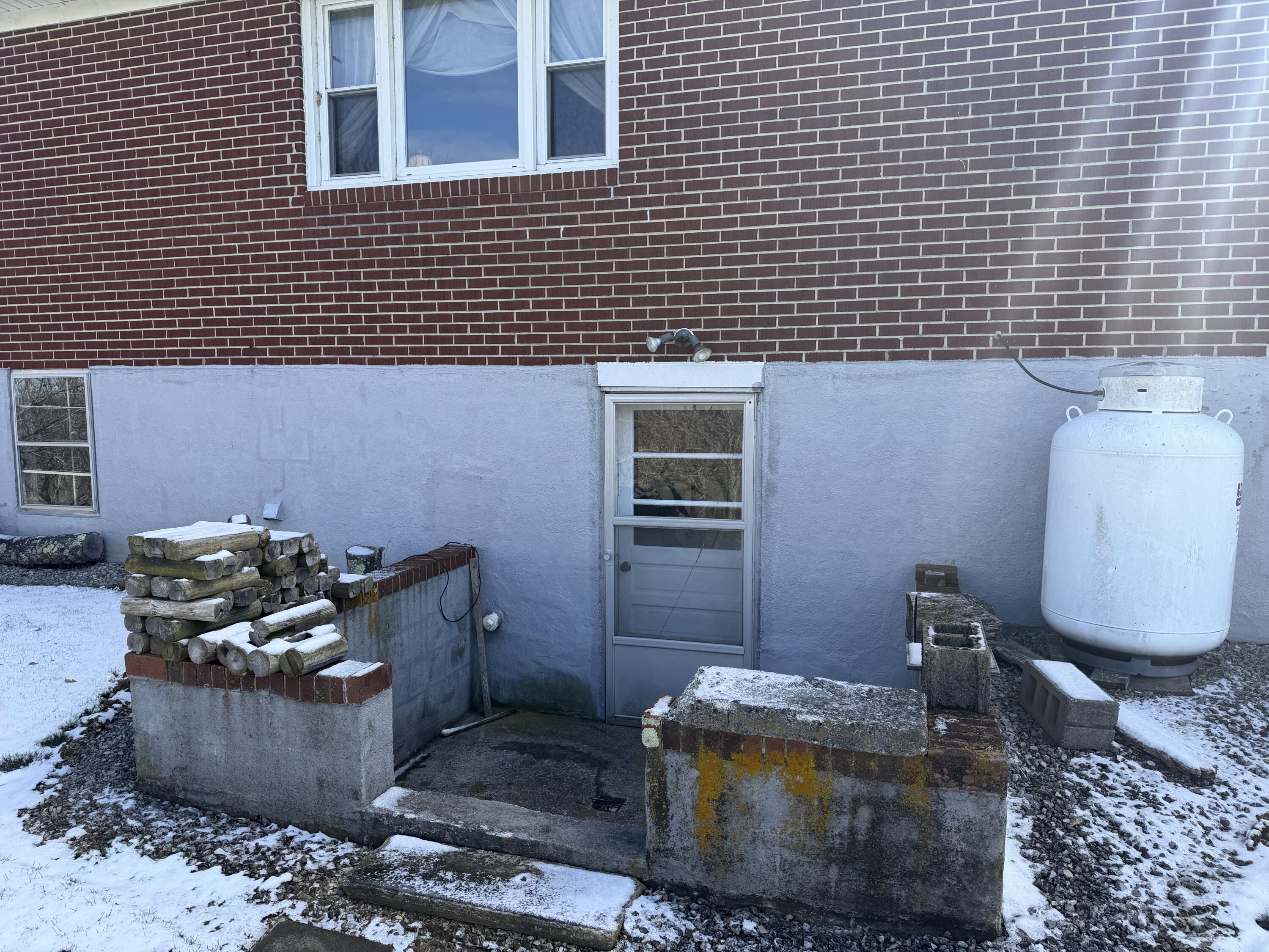 263 Indian Valley Road Willis, VA 24380 - Photo 14 of 36 IMG_3732