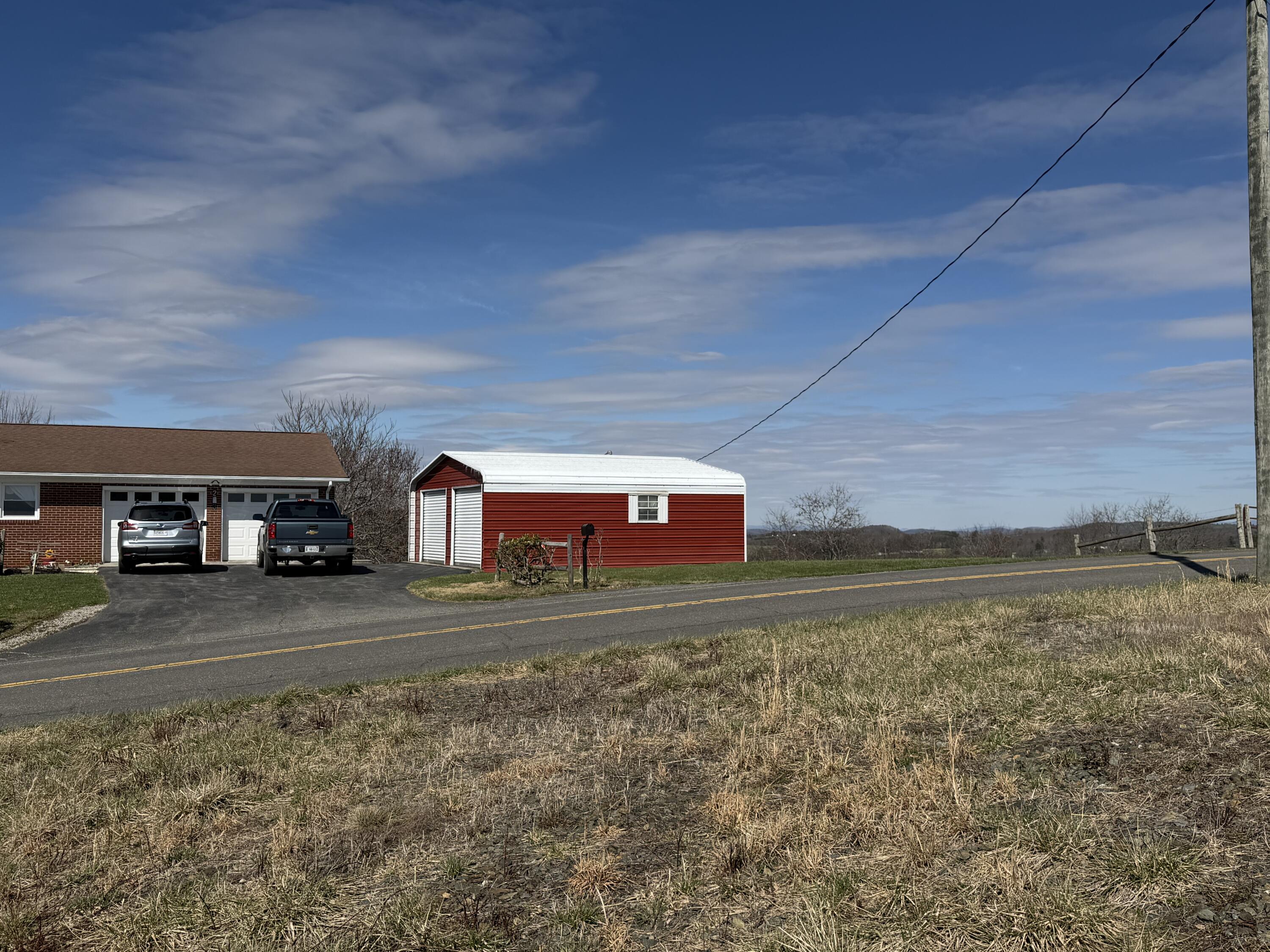 263 Indian Valley Road Willis, VA 24380 - Photo 3 of 36 IMG_3739