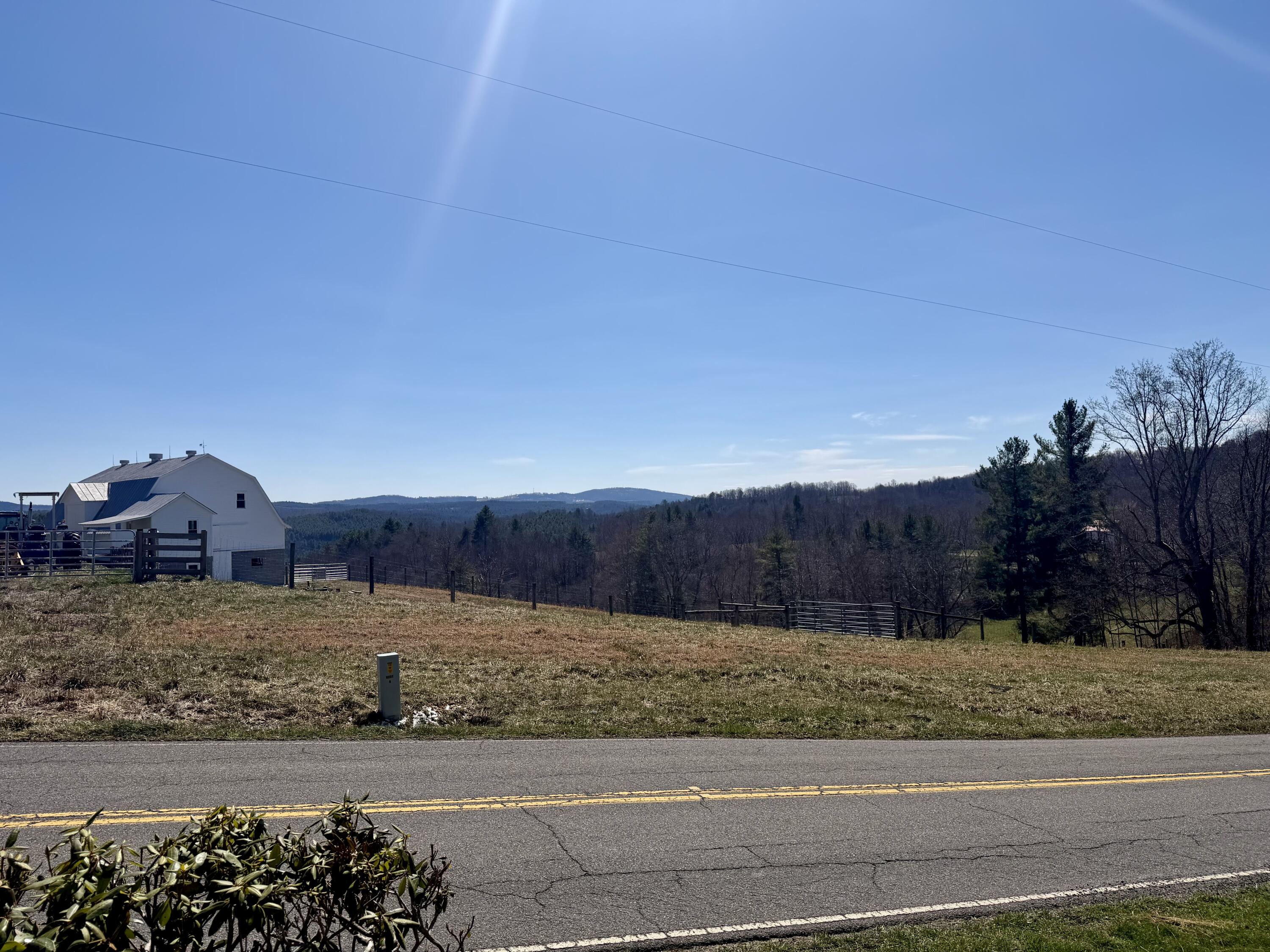 263 Indian Valley Road Willis, VA 24380 - Photo 36 of 36 IMG_3702