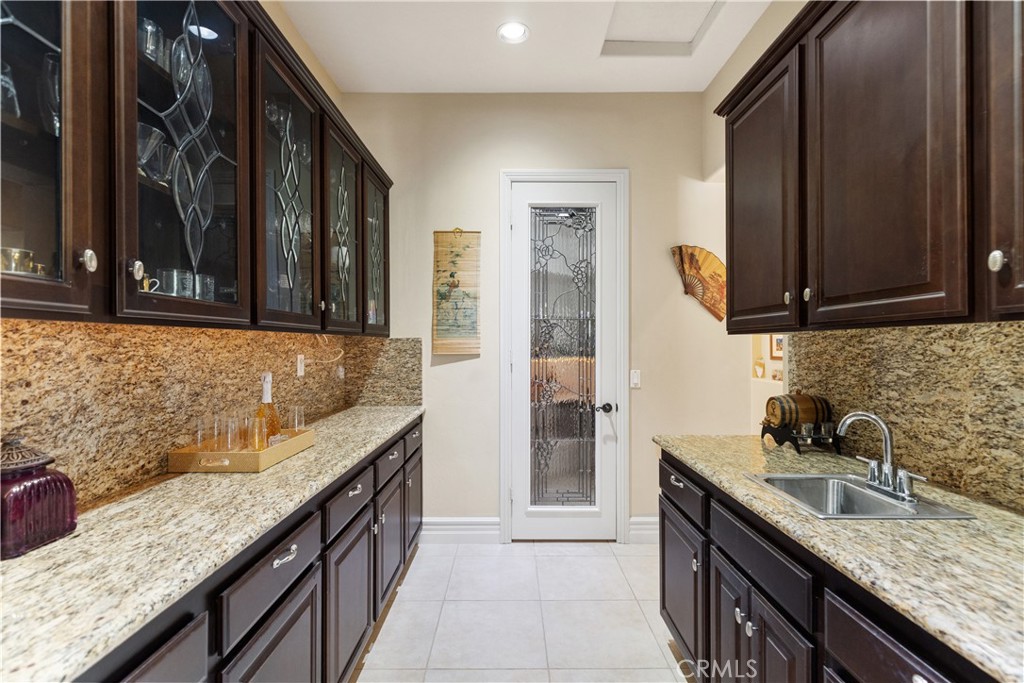 3349 Mendenaro Court Fallbrook, CA 92028 - Photo 12 of 72