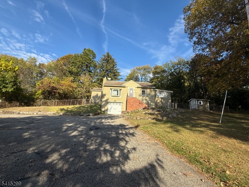 980 Black Oak Ridge Road Wayne, NJ 07470 - Photo 3 of 13