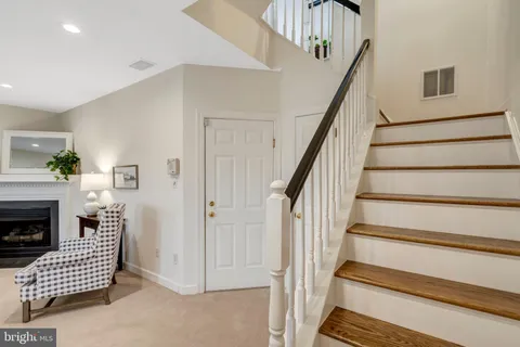 a house view with a outdoor space