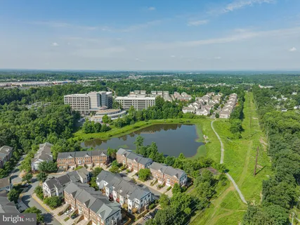 $795,000 | 4560 Fair Valley Drive, Fairfax, VA 22033