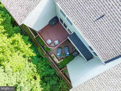 $795,000 | 4560 Fair Valley Drive, Fairfax, VA 22033