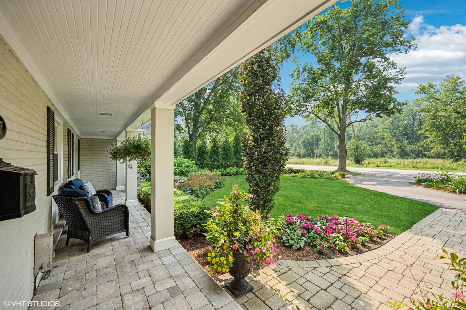 277 Hibbard Road Winnetka, IL 60093 - Photo 7 of 19