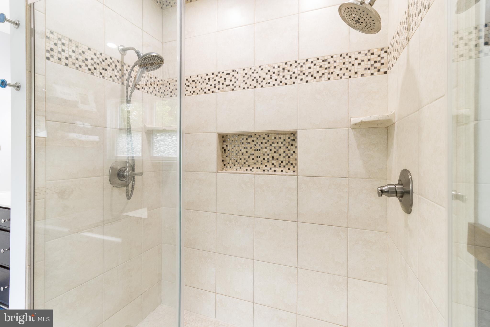 1668 St Margarets Road Annapolis, MD 21409 - Photo 26 of 59 Frameless glass door standing shower