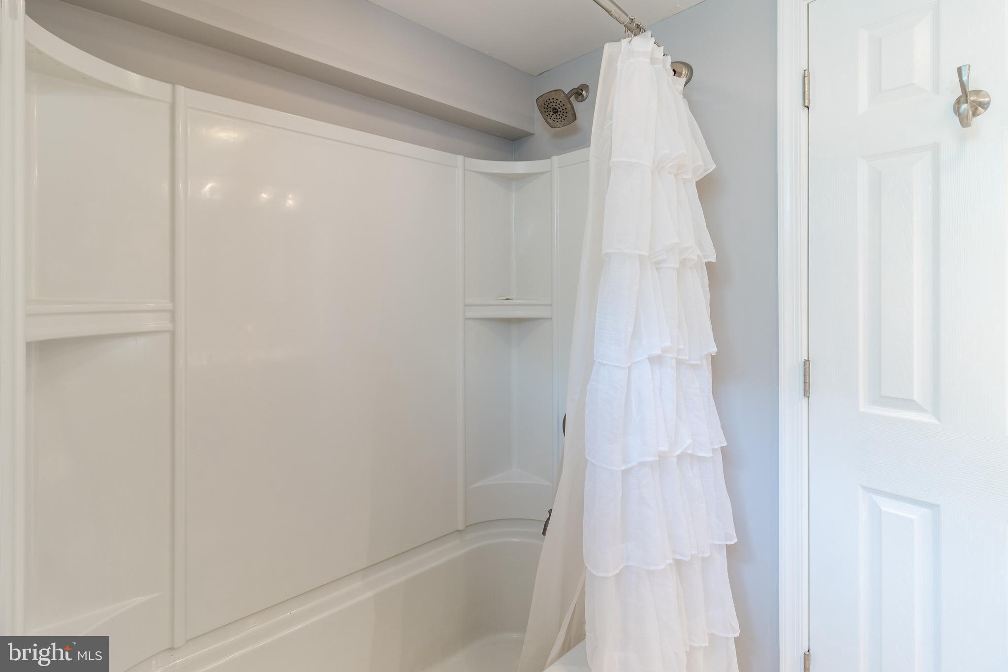 1668 St Margarets Road Annapolis, MD 21409 - Photo 33 of 59 Lower level bath