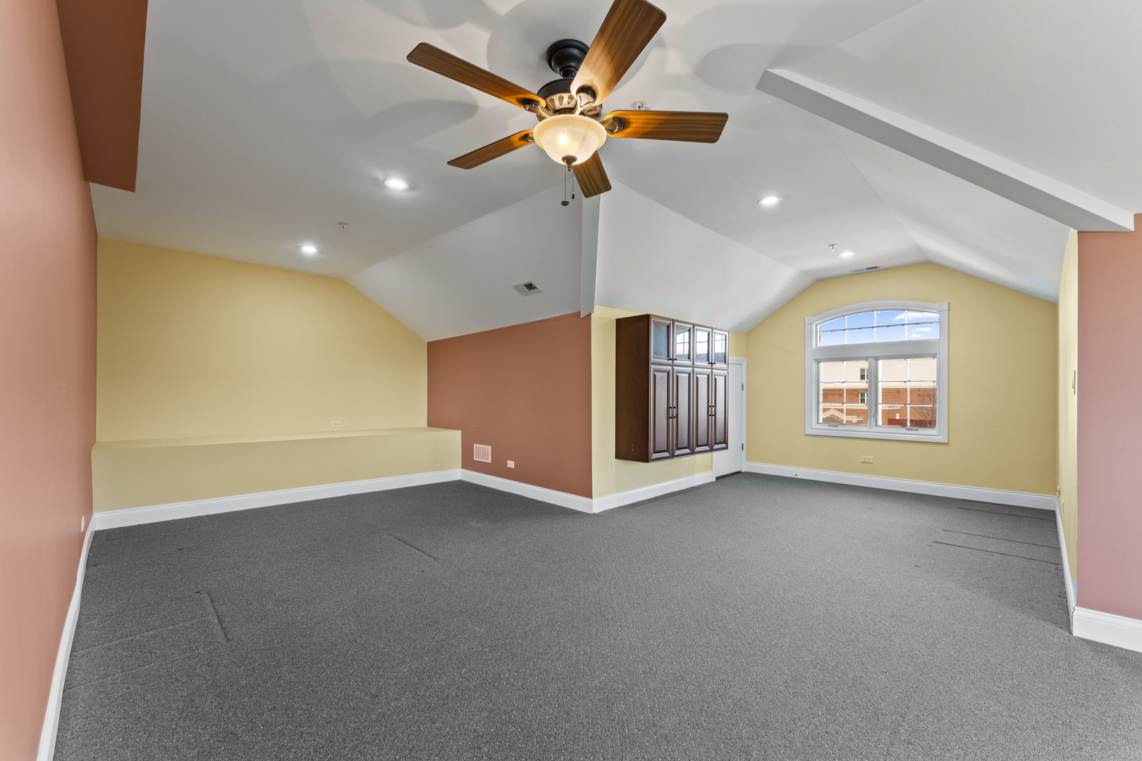 5533 Lincoln Avenue Morton Grove, IL 60053 - Photo 26 of 40 a view of an empty room with a window