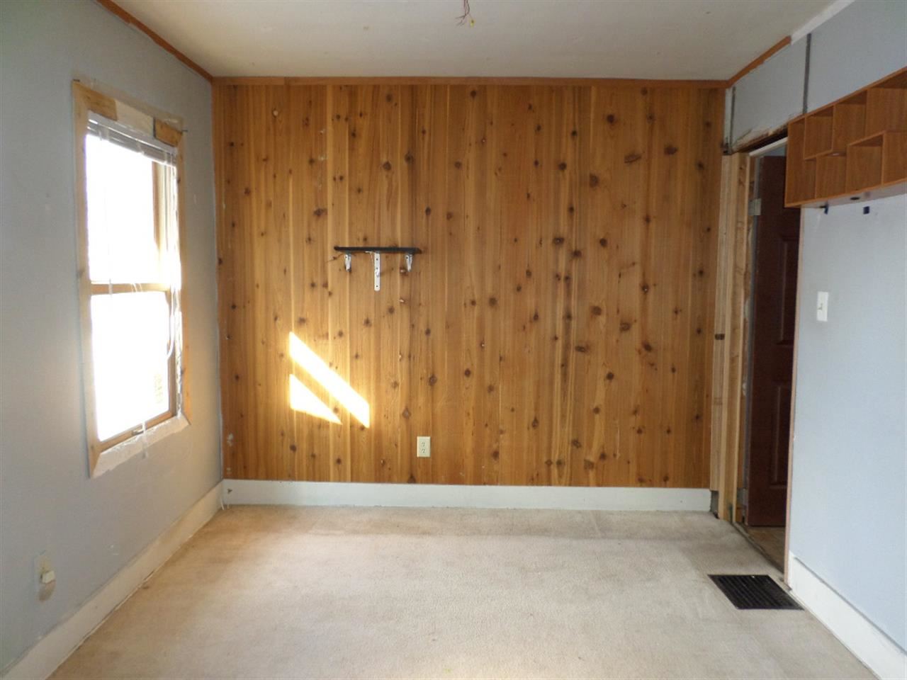 1230 Maple Row Elkhart, IN 46514 - Photo 9 of 22 Gallery Image 9