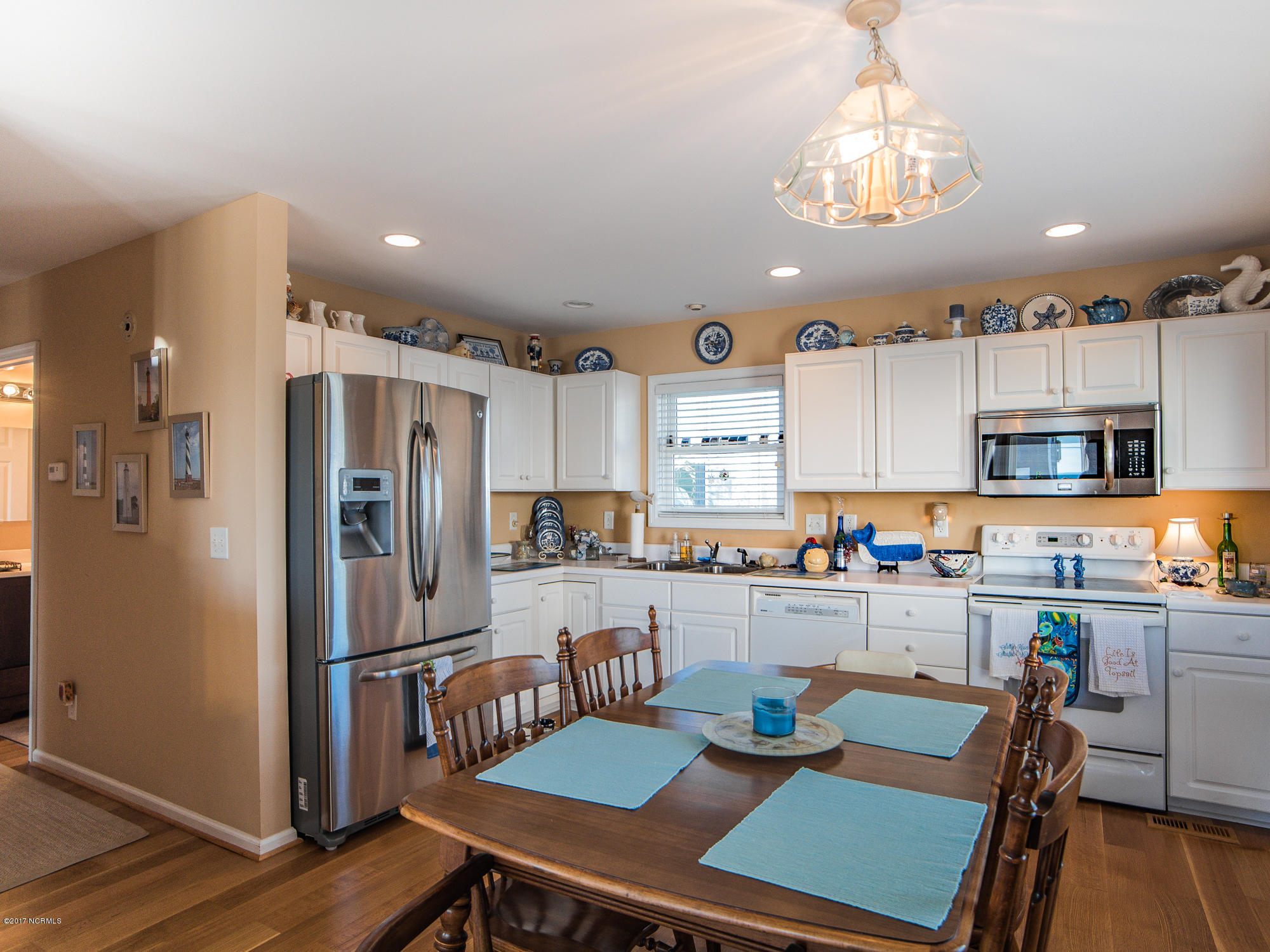 241 Topsail Road North Topsail Beach, NC 28460 - Photo 10 of 31 10-large-2000px