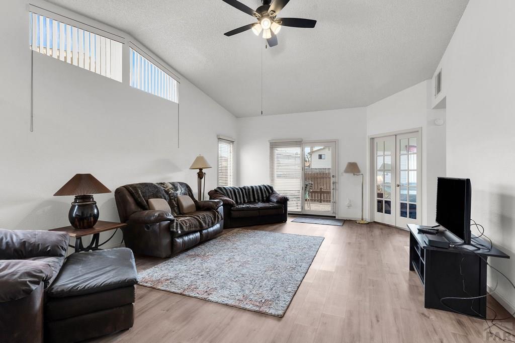 104 San Carlos Road, Unit M Pueblo, CO 81005 - Photo 5 of 24
