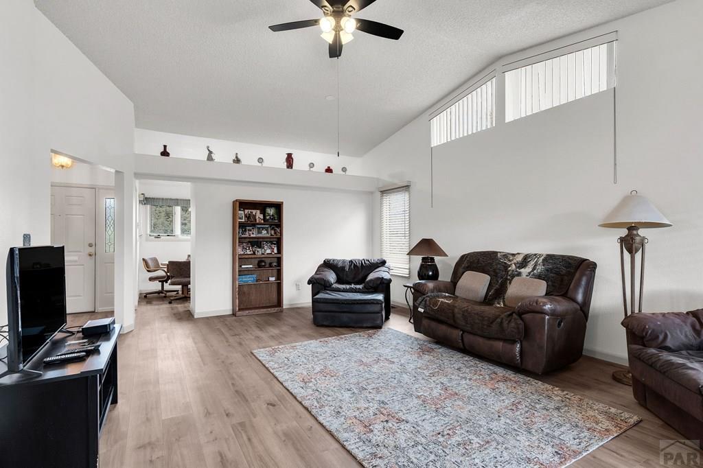 104 San Carlos Road, Unit M Pueblo, CO 81005 - Photo 7 of 24