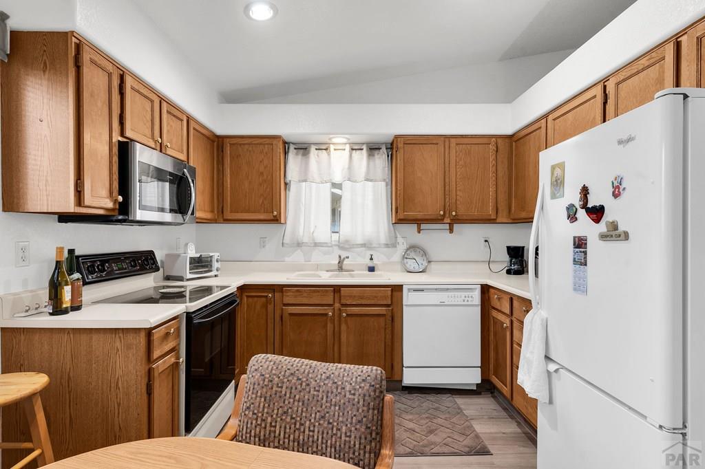 104 San Carlos Road, Unit M Pueblo, CO 81005 - Photo 8 of 24