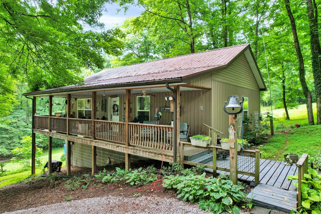 134 Mc Kinney Road Harriman, TN 37748 - Photo 1 of 31