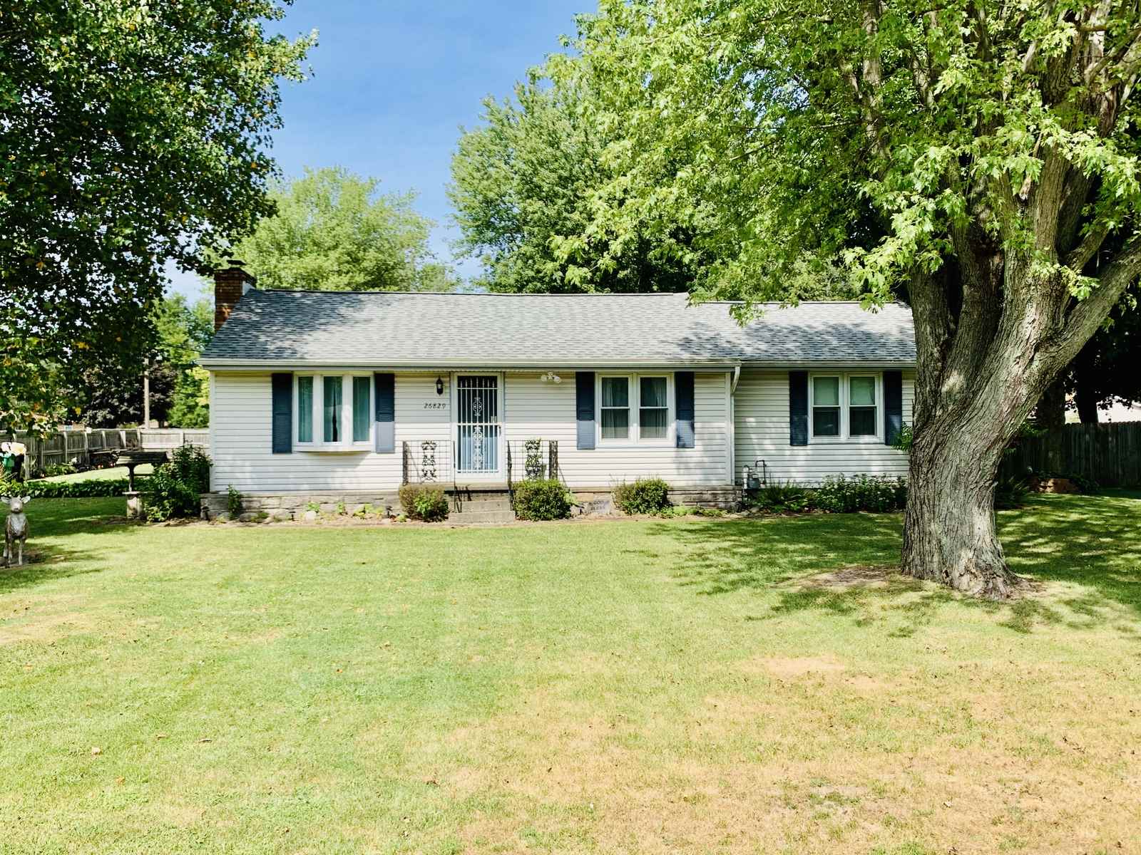 26829 Early Road South Bend, IN 46628 - Photo 1 of 14