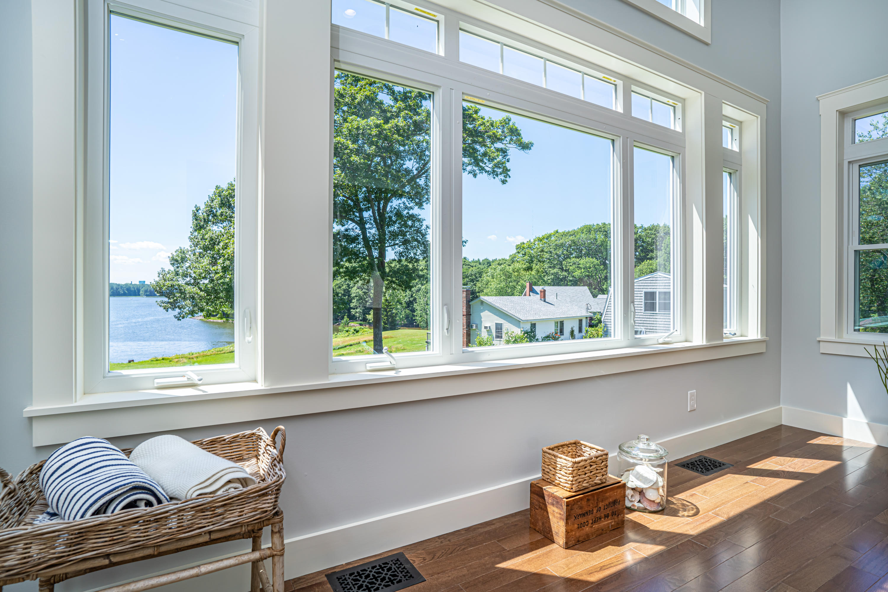 23 Hiltons Run Kittery Point, ME 03905 - Photo 26 of 50 4 Season Sun Room w/Cathedral ceilings