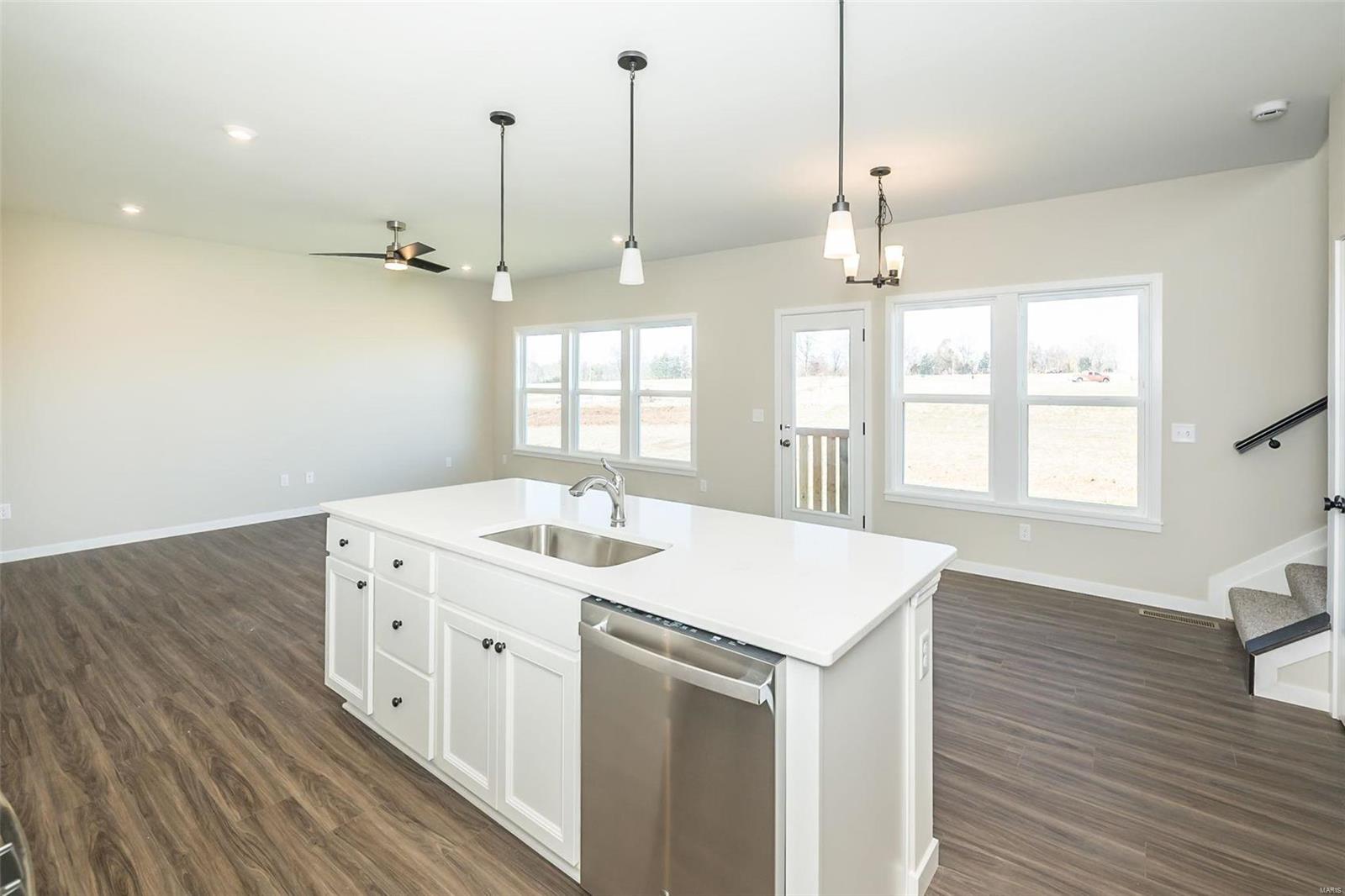 307 Dalriada Boulevard O'Fallon, MO 63368 - Photo 16 of 49