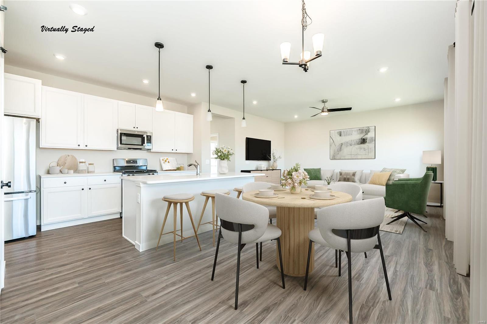 307 Dalriada Boulevard O'Fallon, MO 63368 - Photo 3 of 49