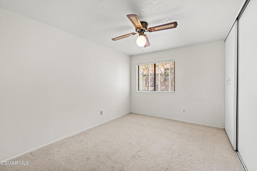 24154 Mentry Drive Newhall, CA 91321 - Photo 22 of 30